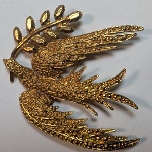 Wendy Gell Dove pin with Olive Branch.